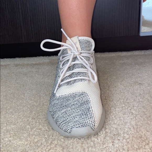 ADIDAS TUBULAR MENS SIZE 5 - Picture 2 of 4